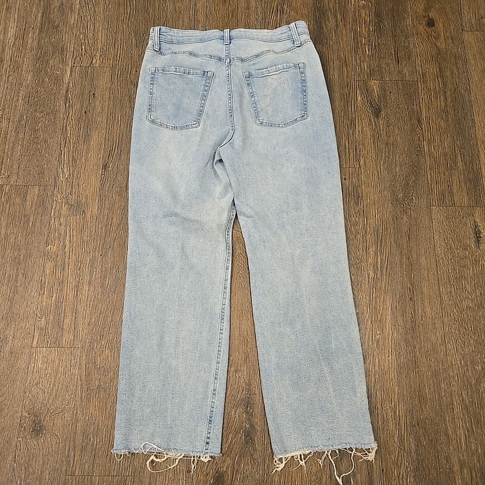 Wild Fable Womens Blue Jeans Size 14 Distressed Ladies Blue Jeans - Picture 2 of 5